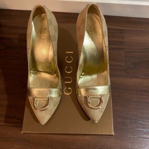 Gucci Vintage Pumps